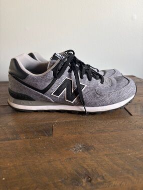 New Balance Gray Heather Athletic Sneakers with Black Accents